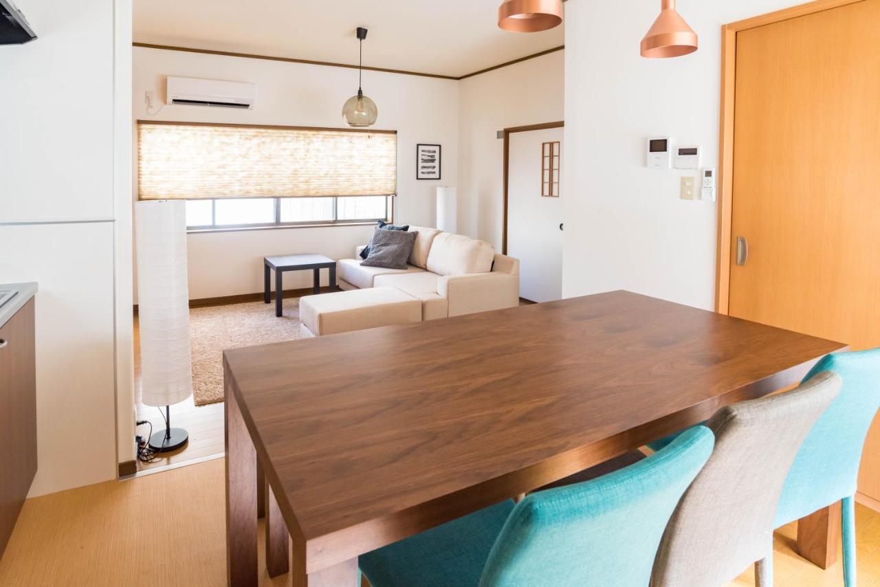 Villa Tino Kawara à Ōsaka Extérieur photo